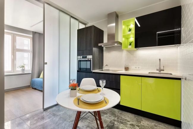 Алюминиевые перегородки ElitelliDoors коллекции SLIM и QUADRO Алюминиевые перегородки ElitelliDoors коллекции SLIM и QUADRO